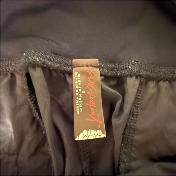 FP Movement Pep In Your Step Shorts - Picture 3 of 6